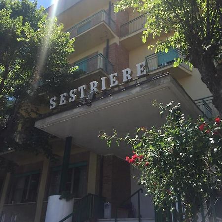 Hotel Sestriere Chianciano Terme Exterior foto